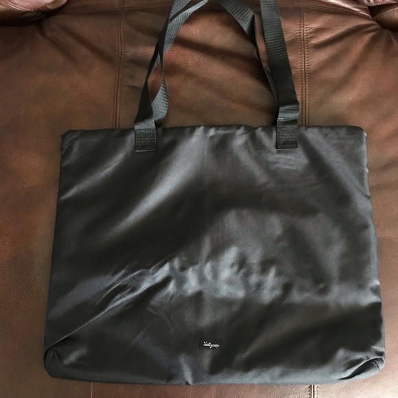 NIP Thirty one Fold N' Fun Mat - Charcoal Crosshatch - Picture 1 of 7